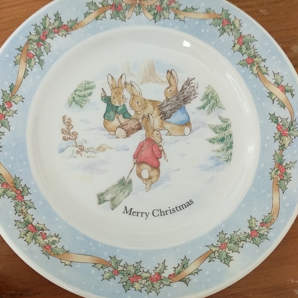 Peter Rabbit dishes - Picture 5 of 7